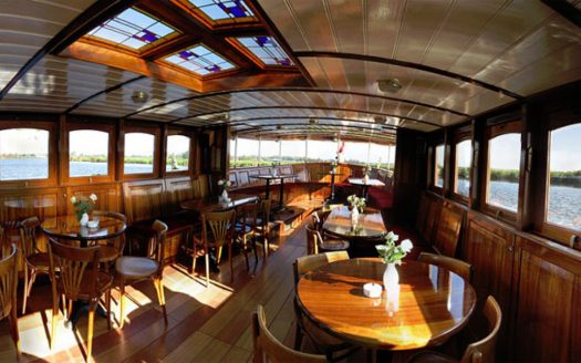 Saloonboat XXVI