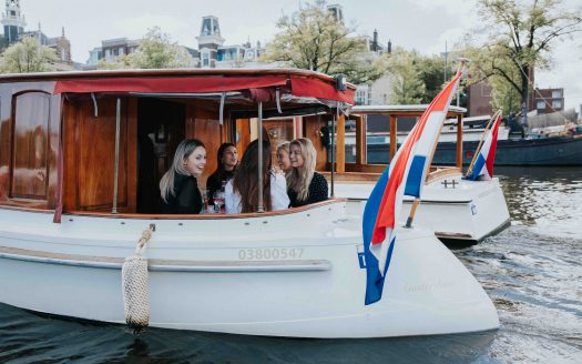 Saloonboat XXI