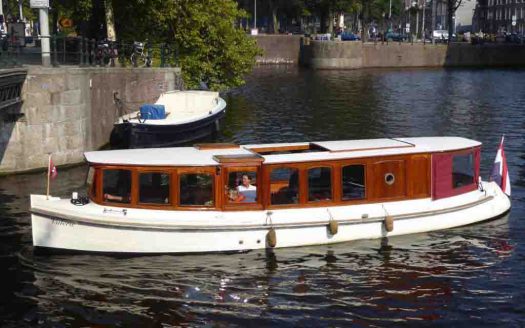 Saloonboat XXI